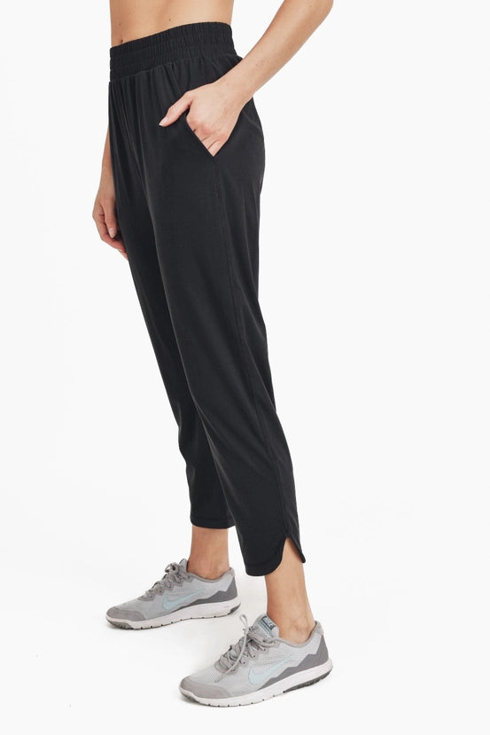 Athleisure Joggers with Curved Notch Hem – Cowtown Tanning